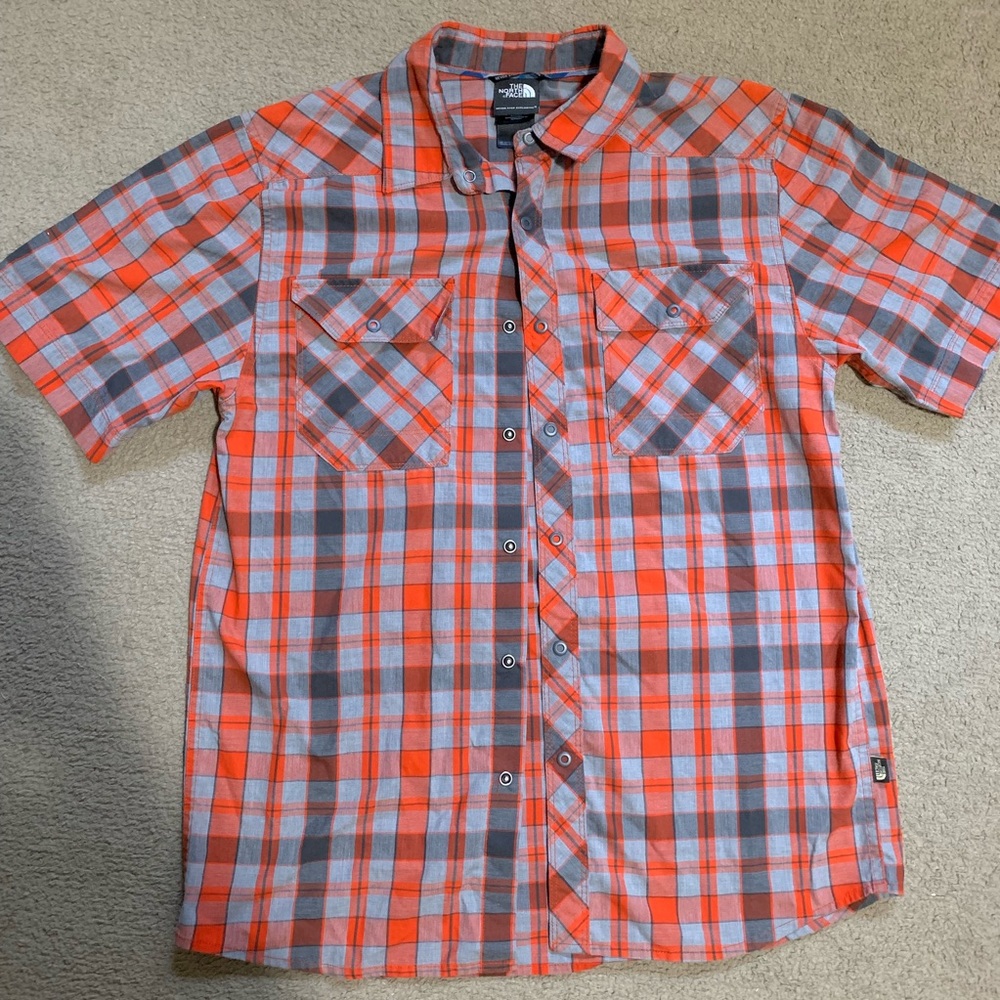 The North Face plaid button up shirt size small